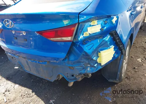 2017 Hyundai Elantra Se из США, поврежденный, VIN KMHD84LF2HU190062